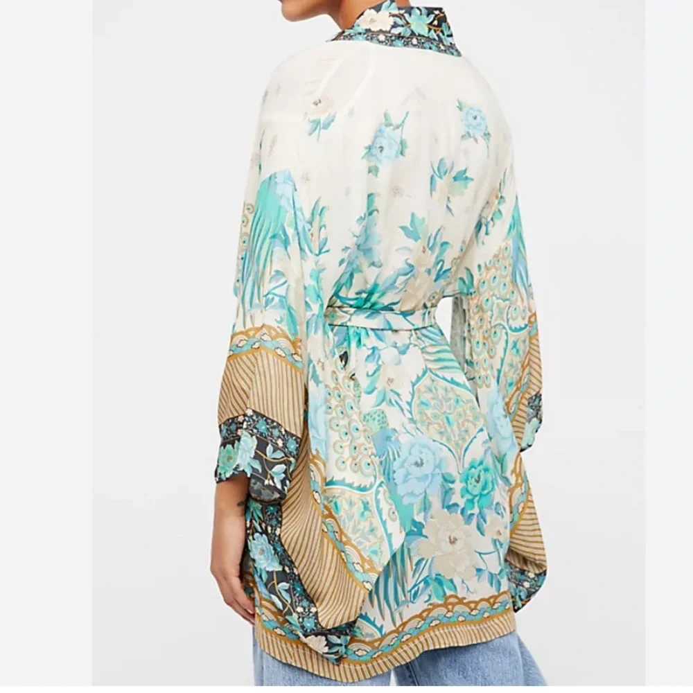 Spell Cloud Dancer Short Kimono - Vintage- OS - Picture 7 of 13